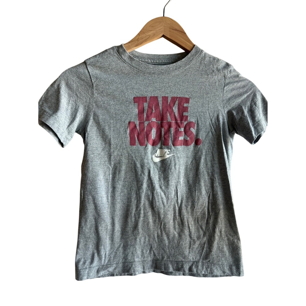 Nike Graphic Tee Kids Small Grey Take Notes Short Sleeve Athletic T-Shirt‎